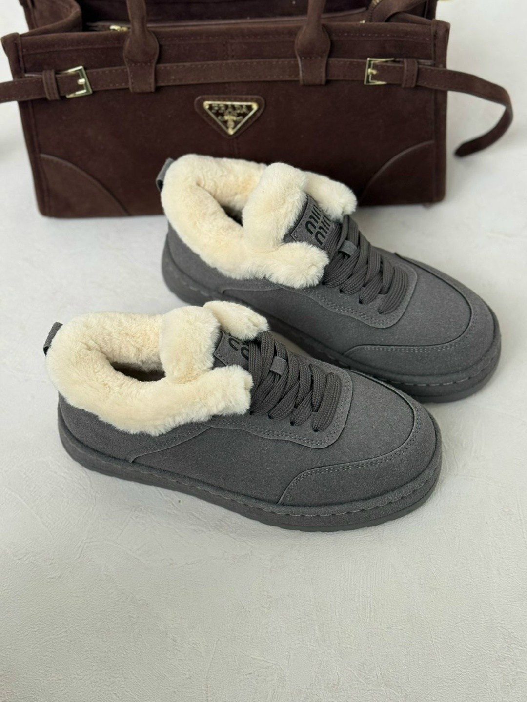 ,замшевые кеды,зимние кеды, женская,брендовые кроссовки