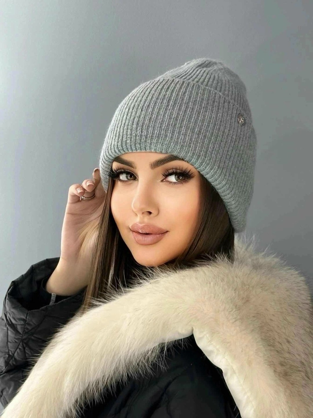 шапка женская,шапка вязаная зимняя,шапка женская зимняя бини,стильная женская шапка,женская шапка бини