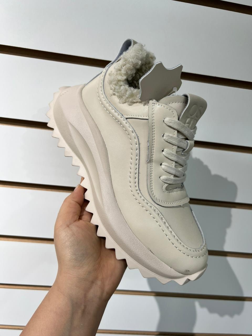 ,кроссовки женскиe, женская,зимние кроссовки женские,теплые кроссовки