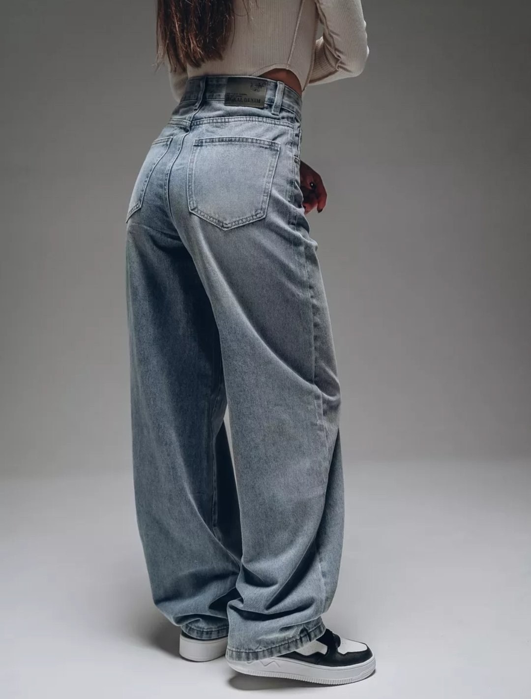 широкие джинсы,женские широкие джинсы,оверсайз джинсы,джинсы бойфренд,джинсы широкие прямые