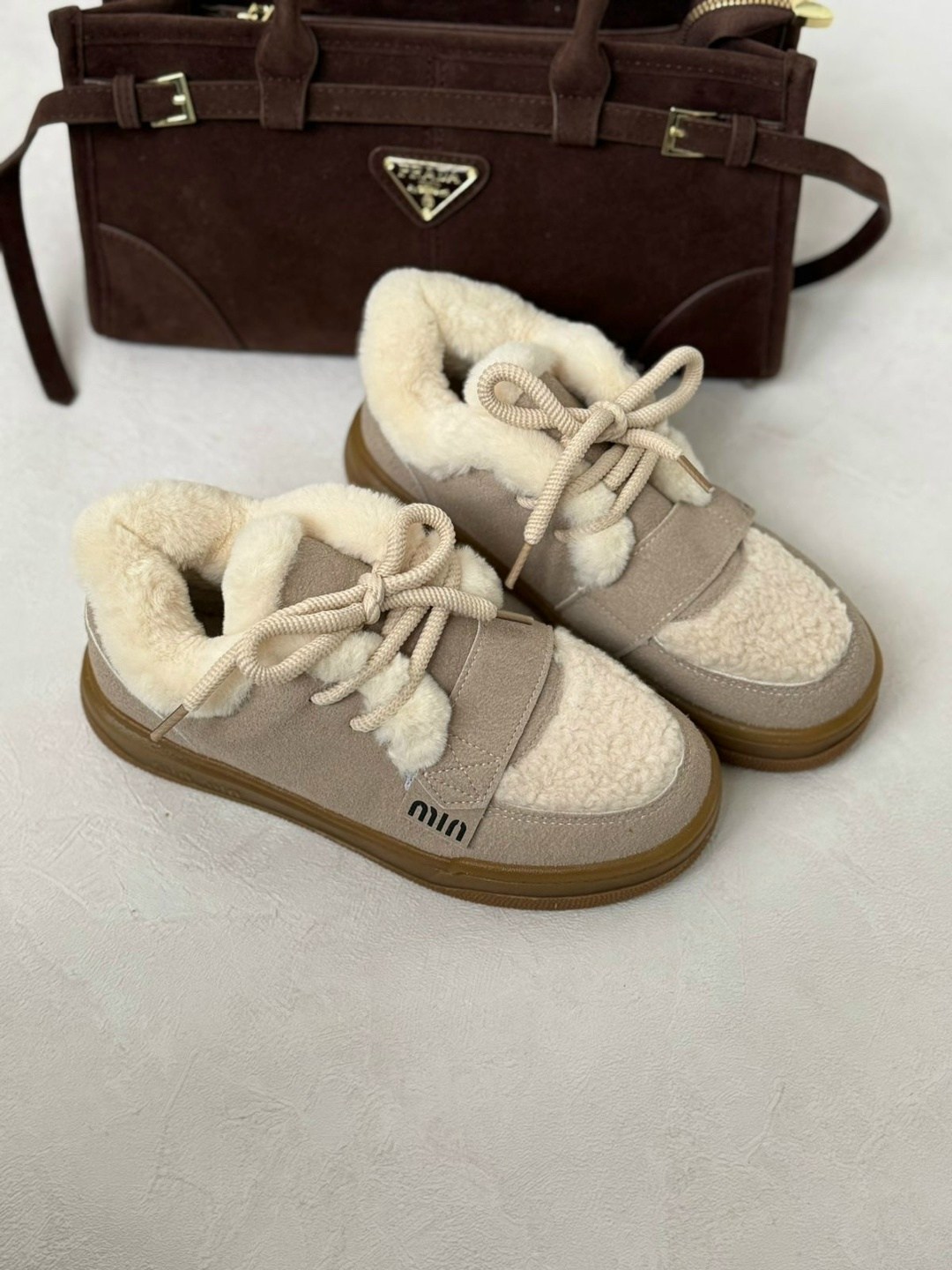 ,замшевые кеды,зимние кеды, женская,брендовые кроссовки