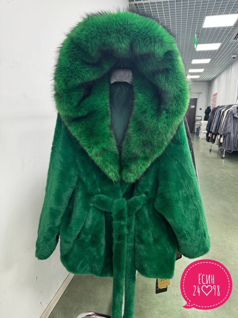 норковая шуба с капюшоном,шубка,шуба с капюшоном,норковые шубы,мех песец