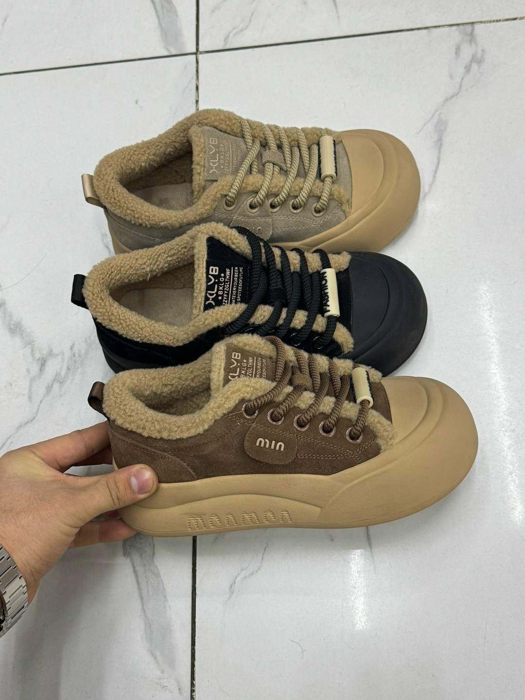 ,кроссовки женскиe,спортивная , женская,теплые кроссовки