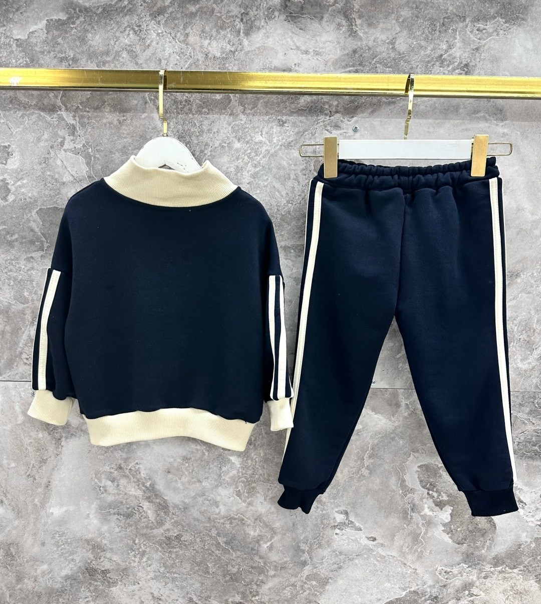 спортивный костюм adidas originals,детский спортивный костюм adidas,adidas tracksuit,детский спортивный костюм adidas originals,костюм спортивный тройка адидас детский