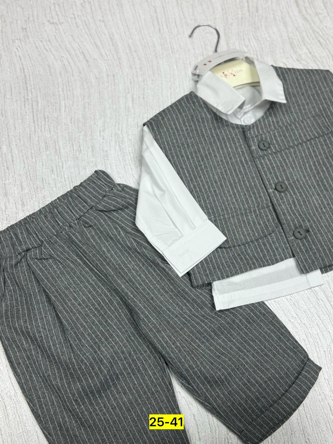 костюм тройка для мальчика,костюм на мальчика,классический костюм для мальчика,комплект одежды для мальчика,комплект костюм