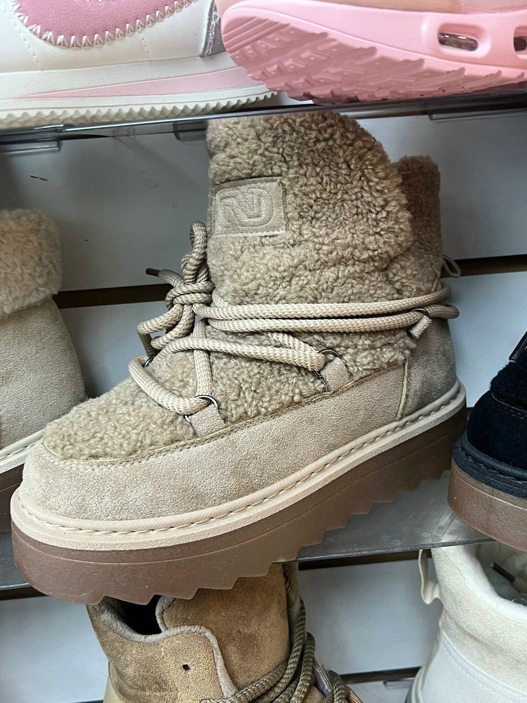 угги женские,,женские зимние угги, женская,женская зимняя