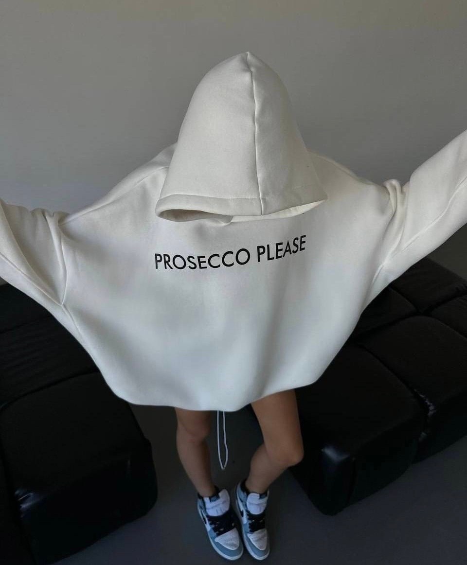 худи оверсайз,толстовка оверсайз,женское худи оверсайз,стиль оверсайз,оверсайз свитшот