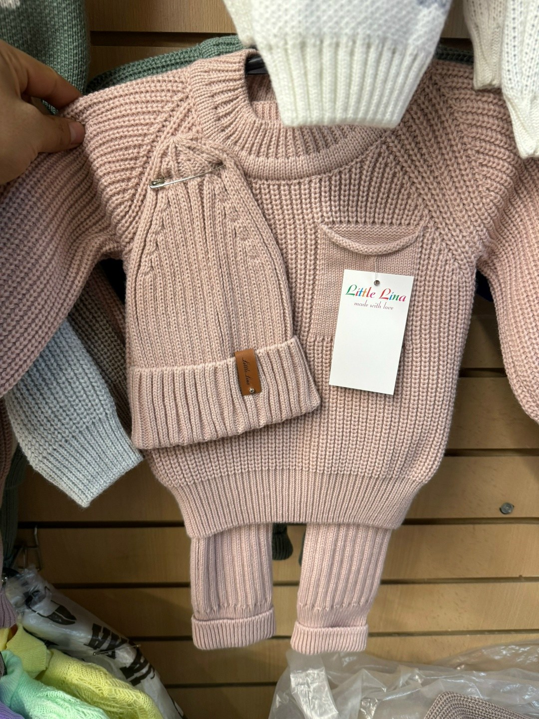 вязаный костюм для малыша,детский вязаный костюм,костюмчик,костюмчики для новорожденных,вязаные костюмы для новорожденных