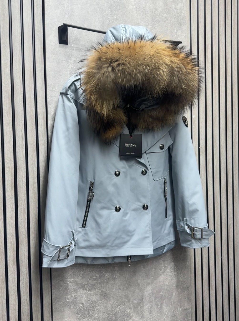 зимние куртки,парка с натуральным мехом,женская парка с натуральным мехом,парка с мехом,женская парка