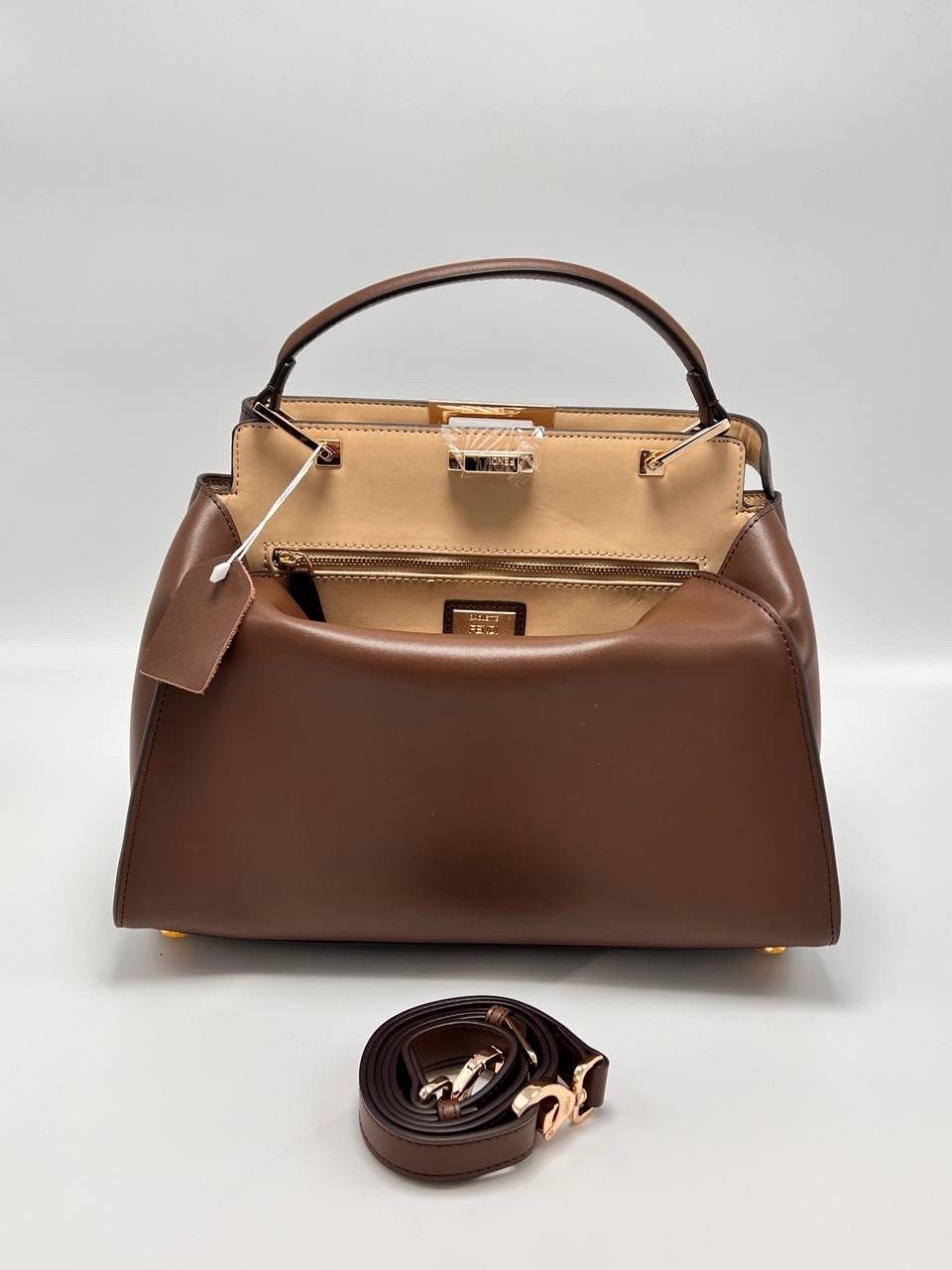 сумка фенди люкс,бордовая сумка фенди,fendi сумка,сумка фенди,сумка fendi peekaboo