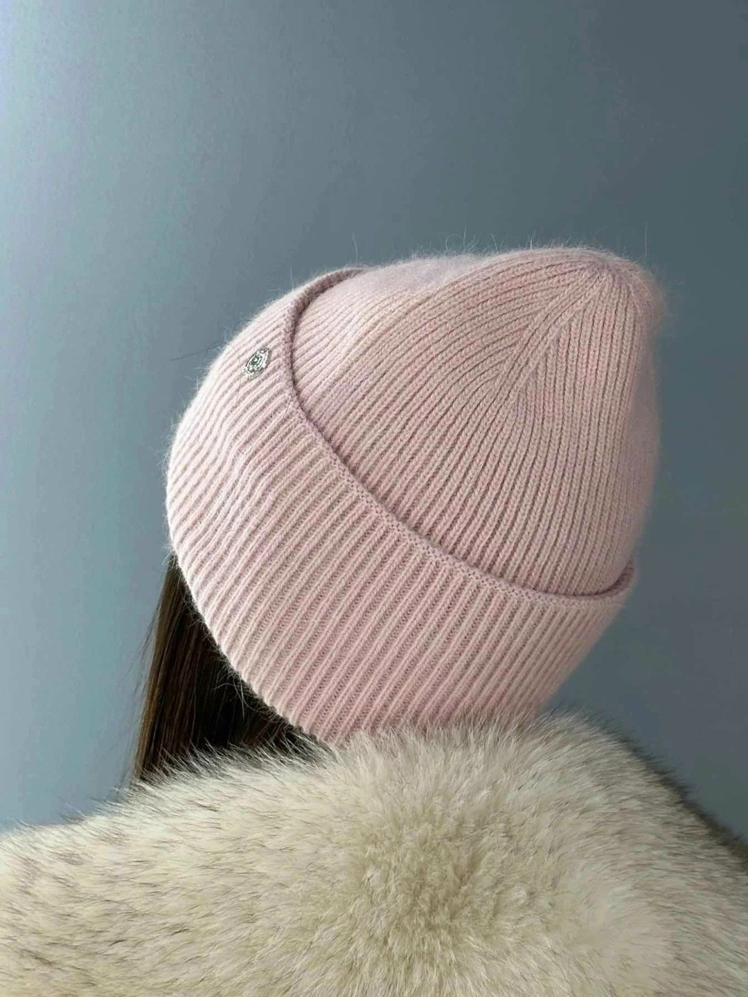 шапка женская,шапка вязаная зимняя,шапка женская зимняя бини,стильная женская шапка,женская шапка бини