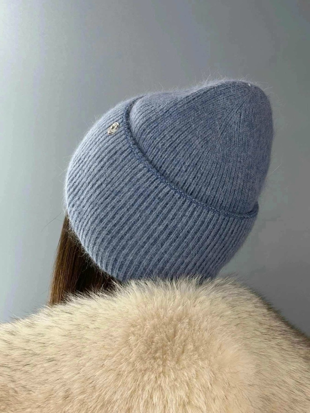 шапка женская,шапка вязаная зимняя,шапка женская зимняя бини,стильная женская шапка,женская шапка бини
