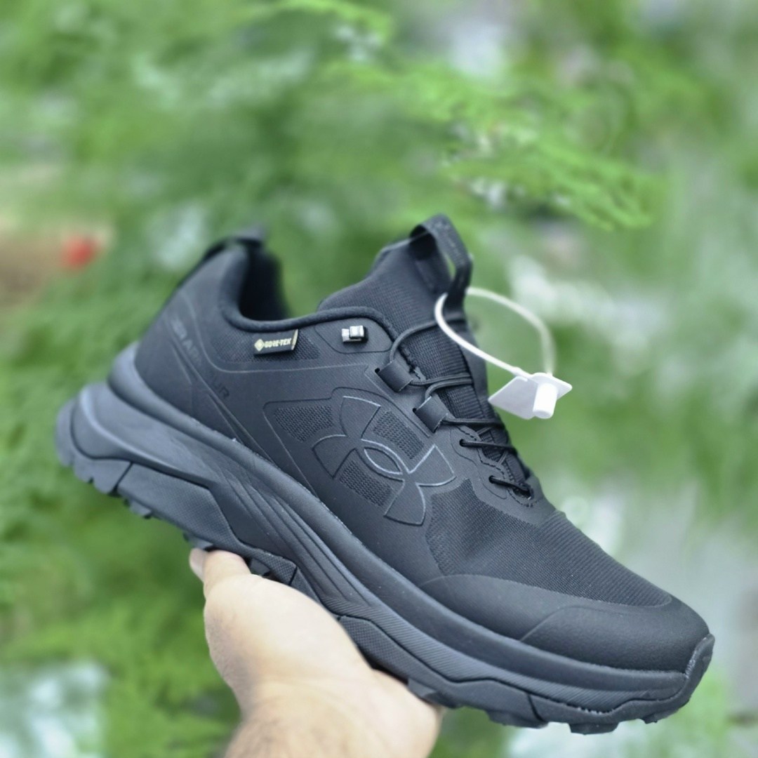 черные кроссовки,кроссовки,кроссовки under armour,мужские кроссовки,under armour charged