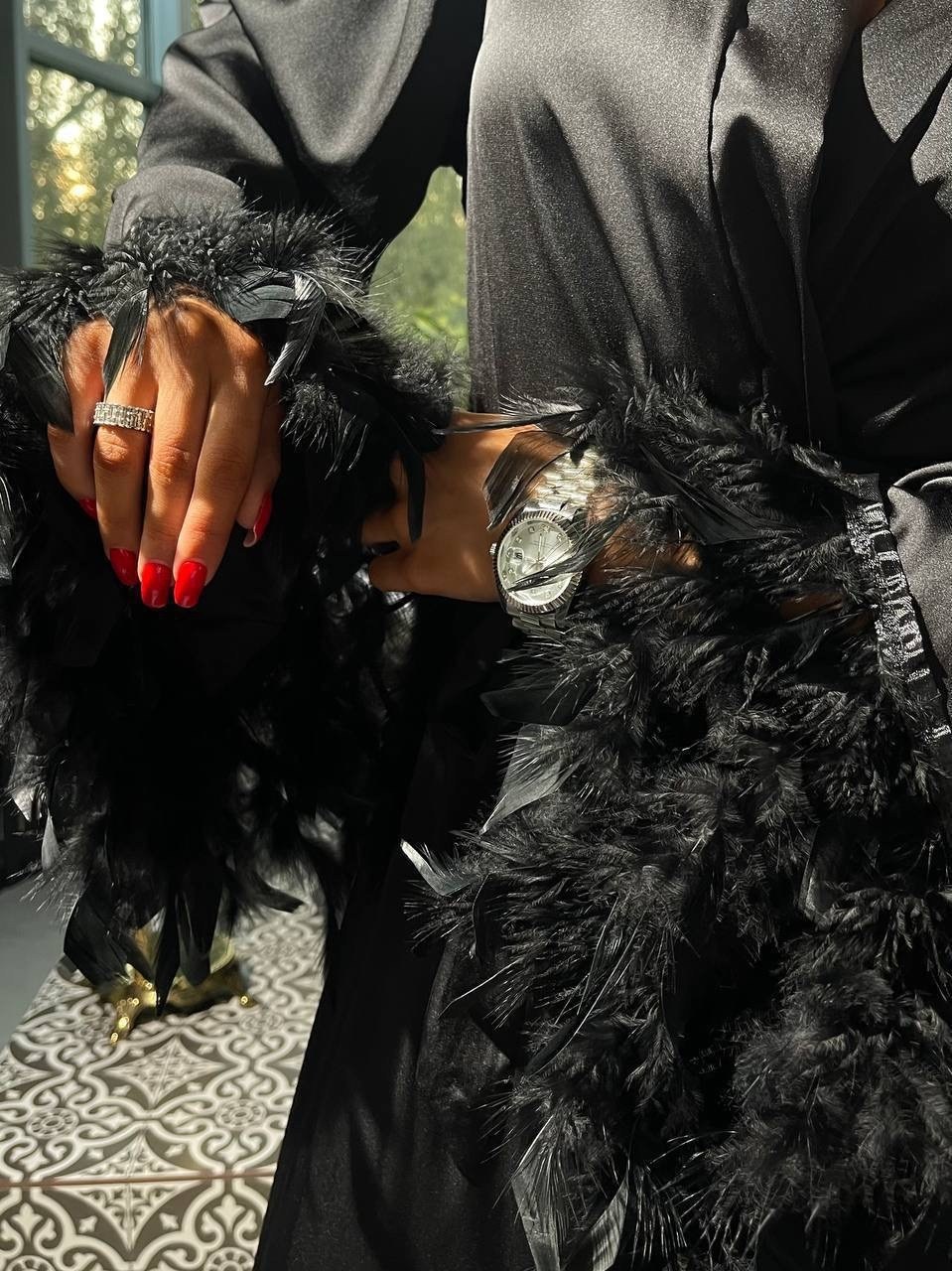 шелковый халат с перьями,халат шелковый длинный,халат женский шелковый,шелковые халаты,халат с перьями