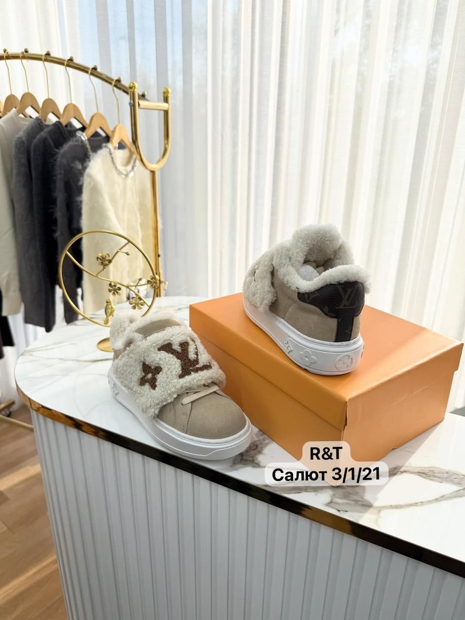 кроссовки женские louis vuitton,кеды луи виттон женские,кеды louis vuitton,луи виттон кроссовки женские зимние,зимние кроссовки louis vuitton