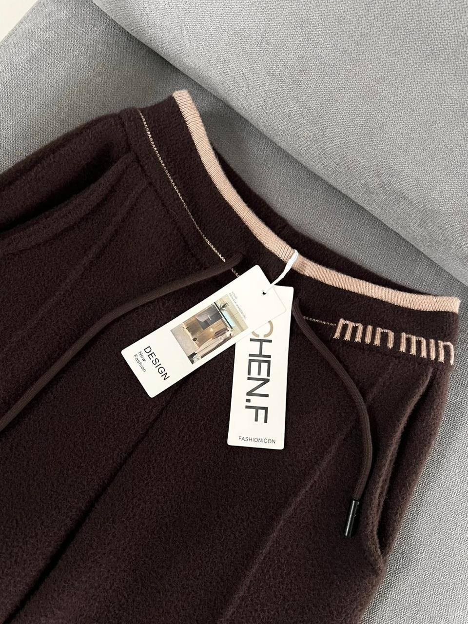 женский брюки,брюки коричневые,широкие брюки,стильные брюки,штаны широкие