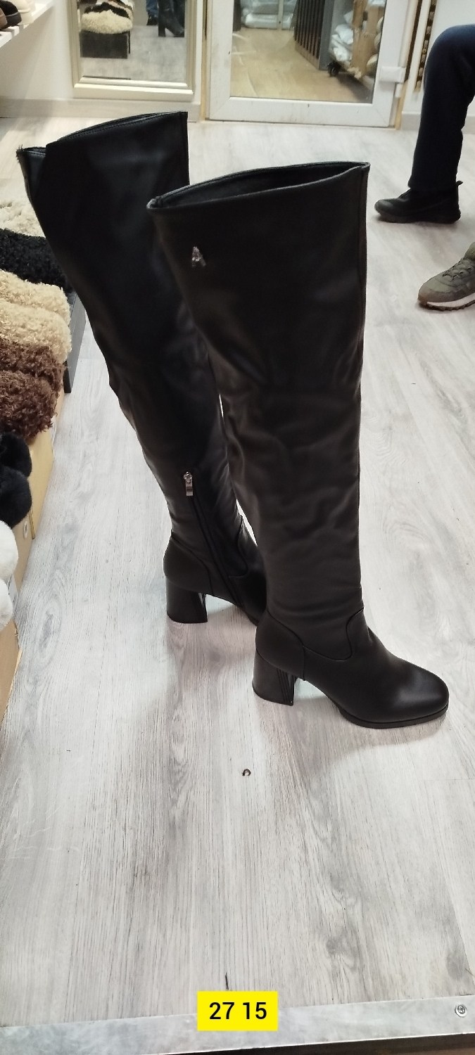 женские сапоги,сапоги зимние,демисезонные сапоги,высокие сапоги,сапоги кожаные