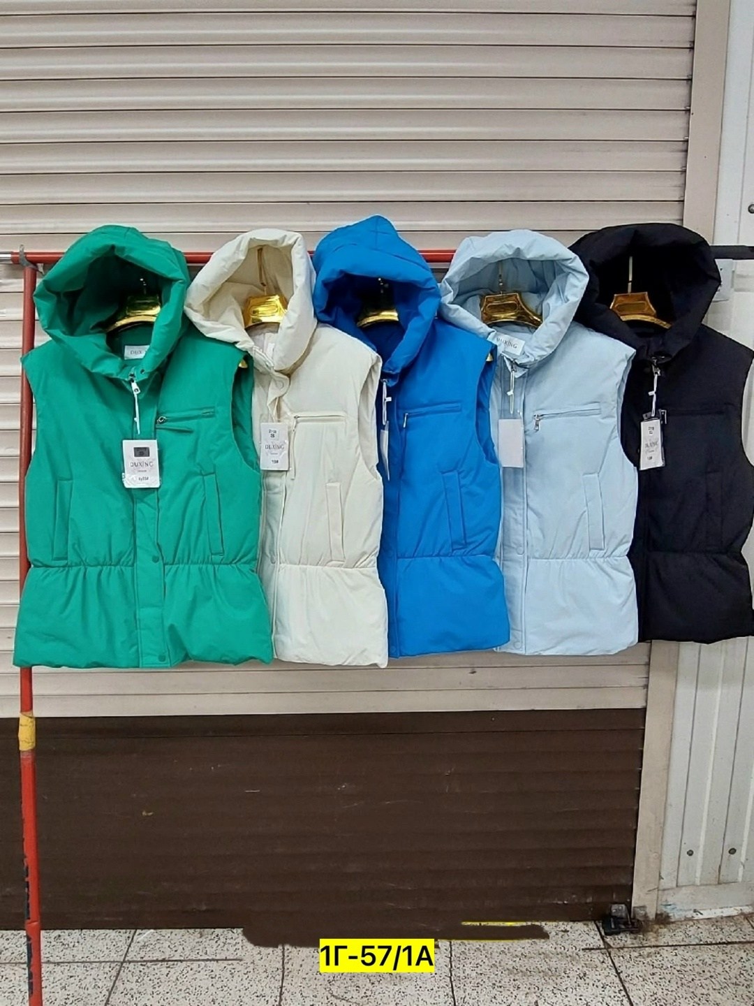 жилетка теплая женская,жилетка женская,жилетка оверсайз женская теплая,жилетка короткая,жилетка пуховик