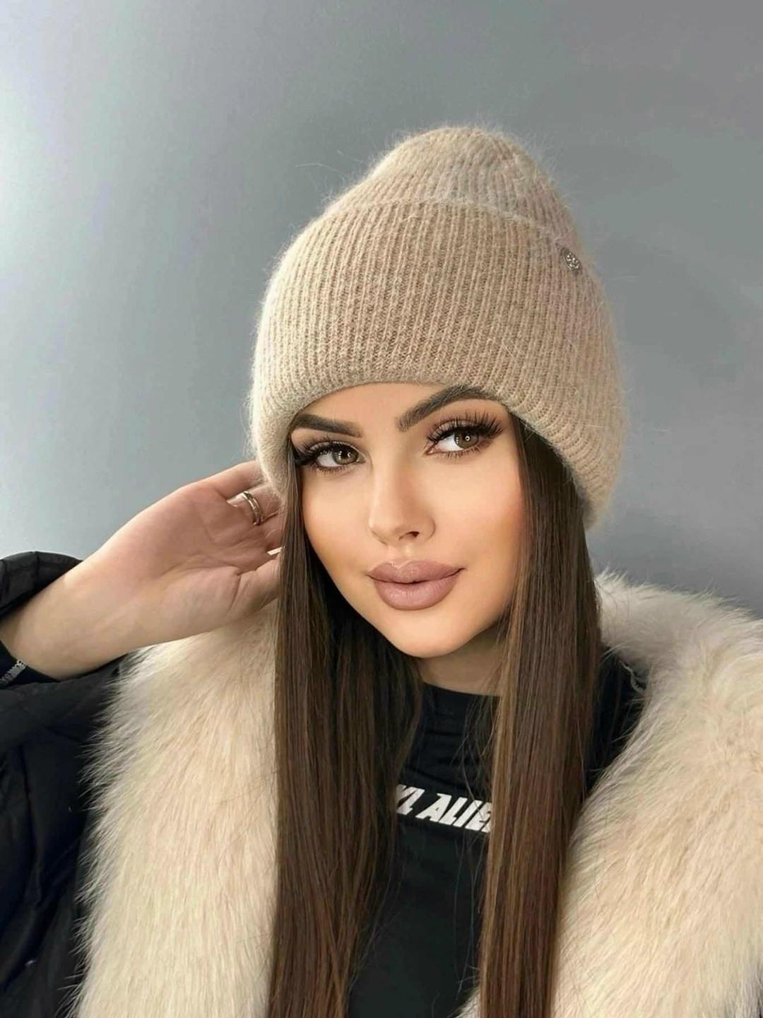 шапка женская,шапка вязаная зимняя,шапка женская зимняя бини,стильная женская шапка,женская шапка бини