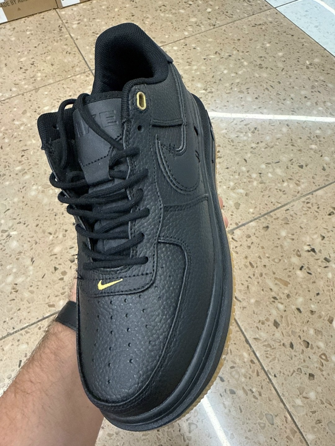 nike air force 1 luxe black gum,кросcовки nike air force 1,nike air force 1 low luxe,nike air force 1 luxe,nike air force 1 low luxe black gum
