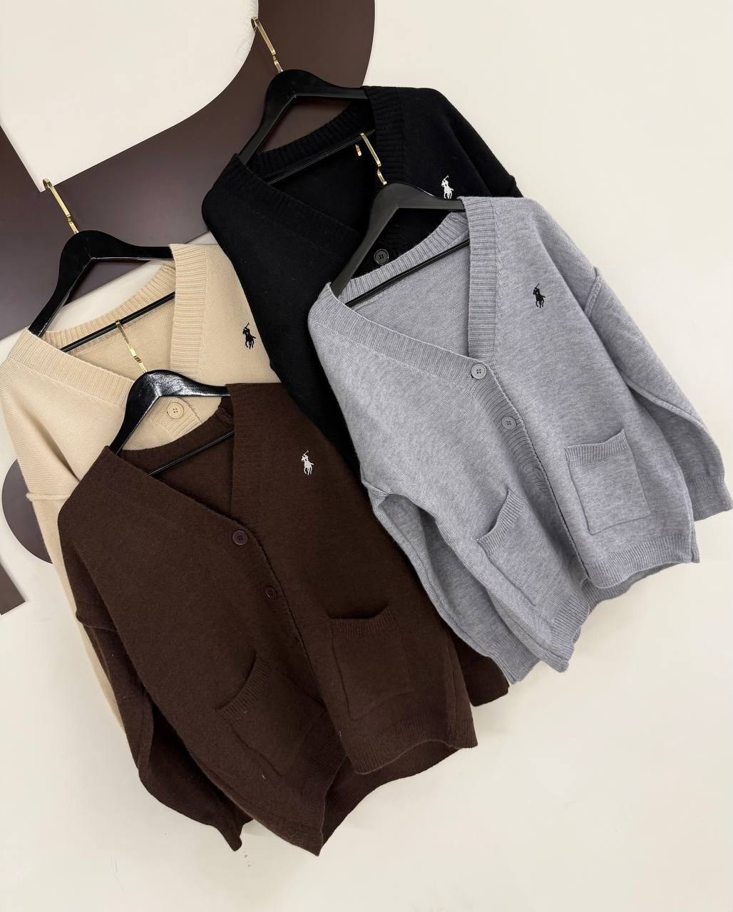 кофта кардиган,кардиган,женские кардиганы,вязаные кардиганы,кардиган с монограммой