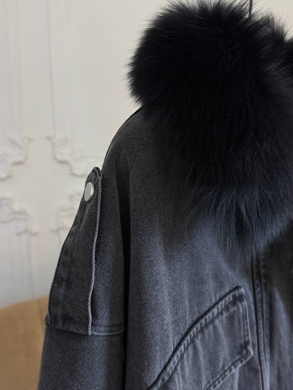 куртка с мехом,куртка женская с мехом,джинсовая куртка с меховым воротником,куртка модная,меховая куртка
