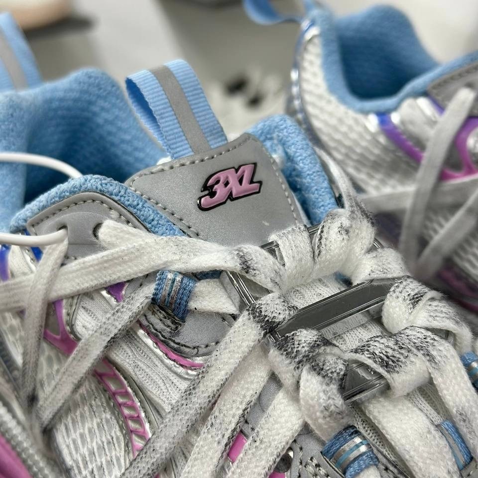 женские кроссовки balenciaga,кроссовки balenciaga,balenciaga 3 xl кроссовки,,кроссовки женские баленсиага