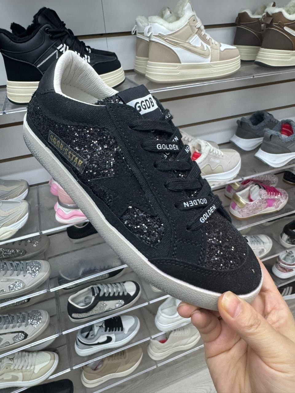 golden goose кеды блестящие черные,golden goose кеды черные,golden goose чёрные кроссовки,кроссовки golden goose,