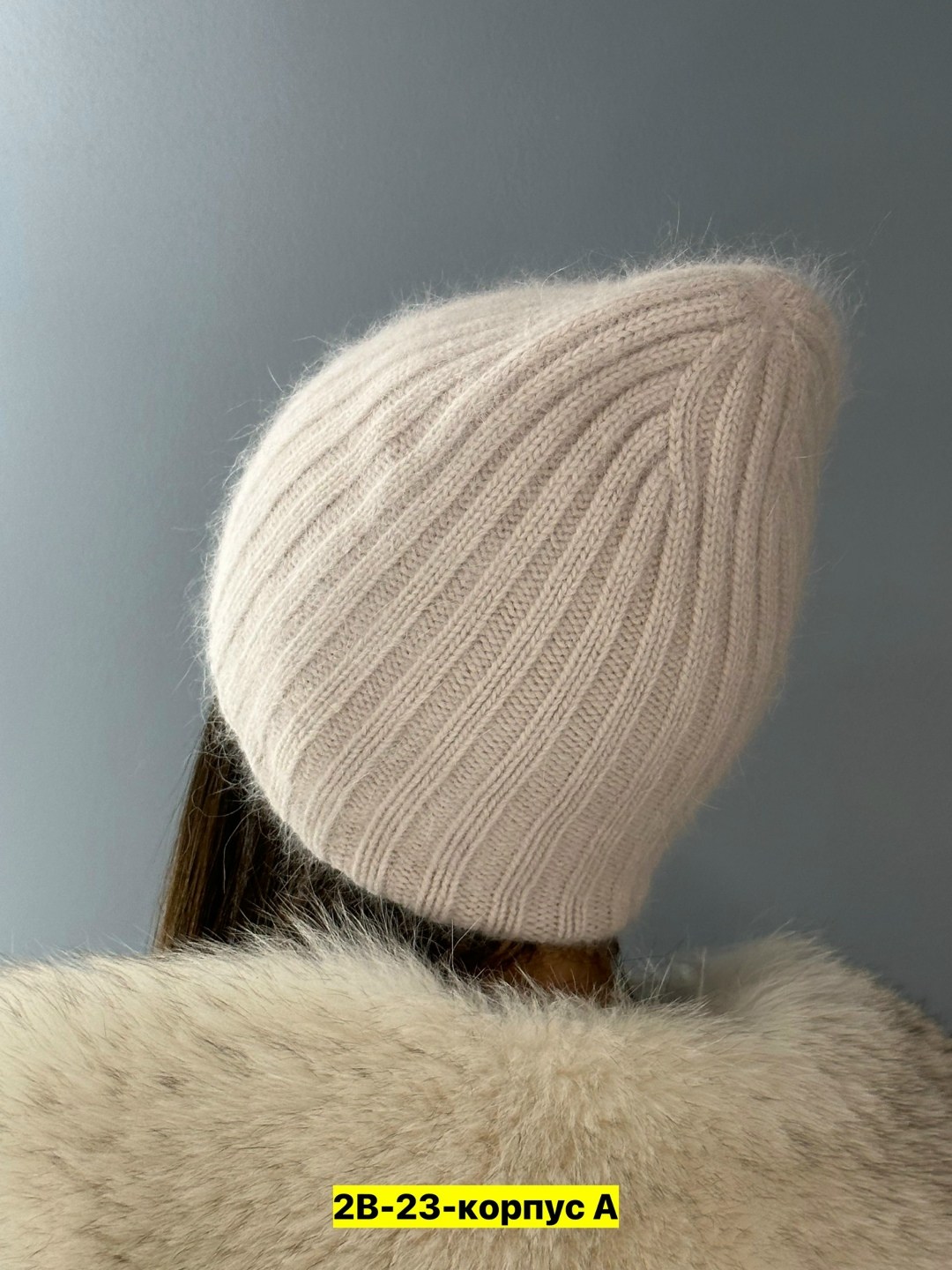 шапка для женщин,шапка женская из ангоры,шапка женская,стильная женская шапка,шапка зимняя вязаная ангор