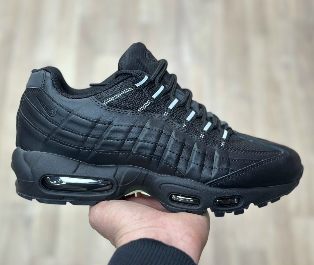 nike air max 95 essential,nike air max 95 white,nike air max 95 triple white,nike air max 95,кроссовки nike air max 95