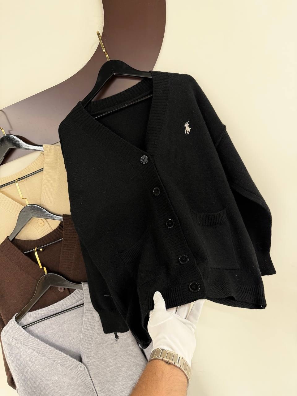 кофта кардиган,кардиган,женские кардиганы,вязаные кардиганы,кардиган с монограммой