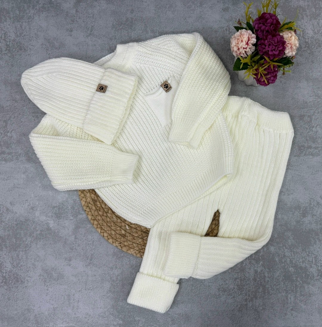 костюм вязаной,вязаные комплекты,костюм вязанный,вязаный костюм для малыша,костюм вязаный детский