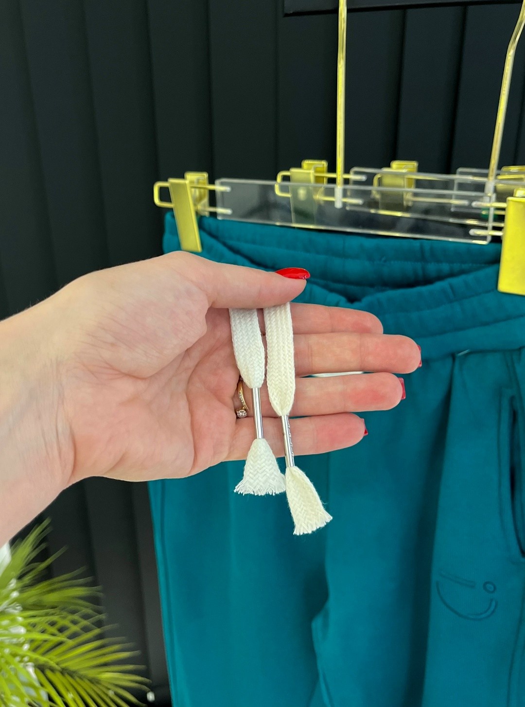 брюки джоггеры,спортивные брюки джоггеры,спортивные брюки,спортивные штаны,брюки спортивные женская