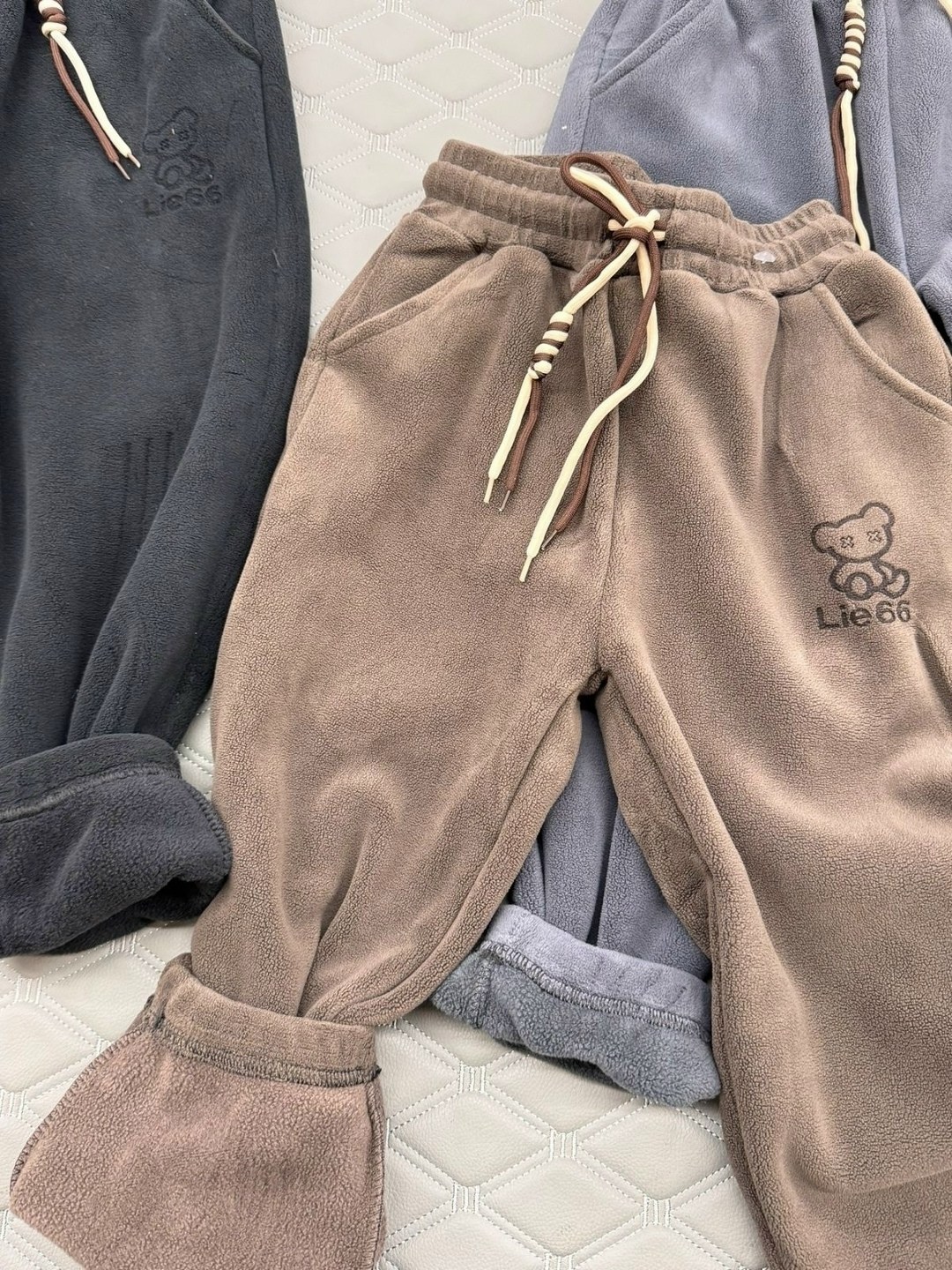 детские брюки,штаны повседневные,штаны теплые,детские штаны,штаны с начесом