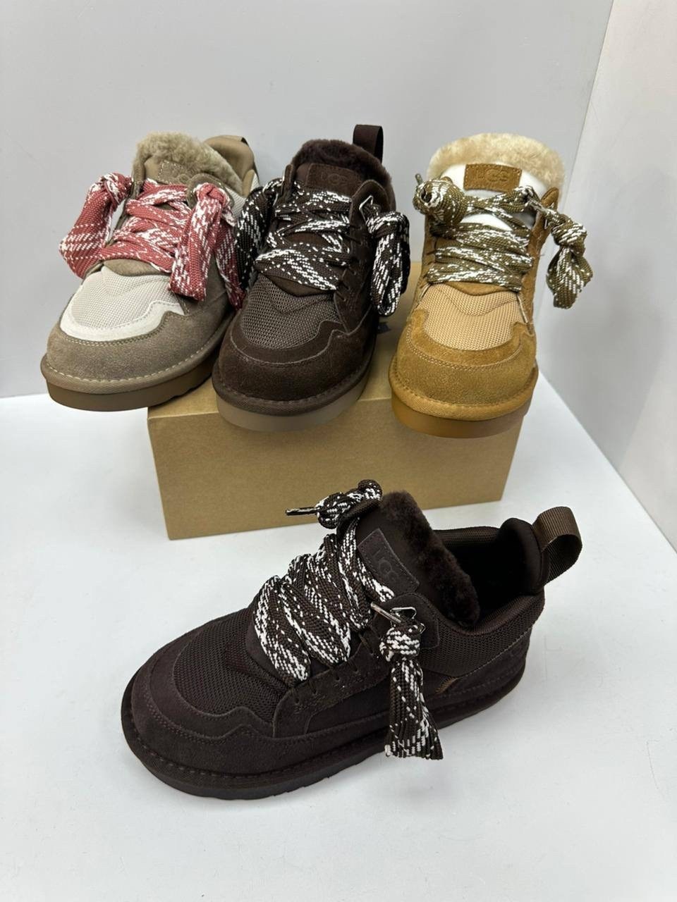 , женская,зимняя  женская,зимняя ,кроссовки ugg