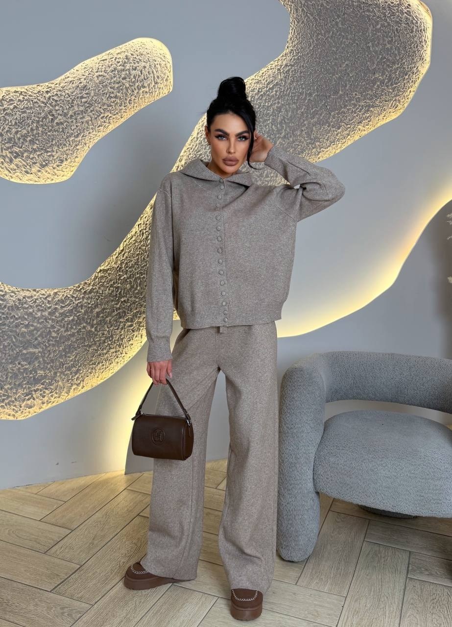 костюмы брючные,костюм с брюками,трикотажные костюмы,вязаные костюмы,женские костюмы