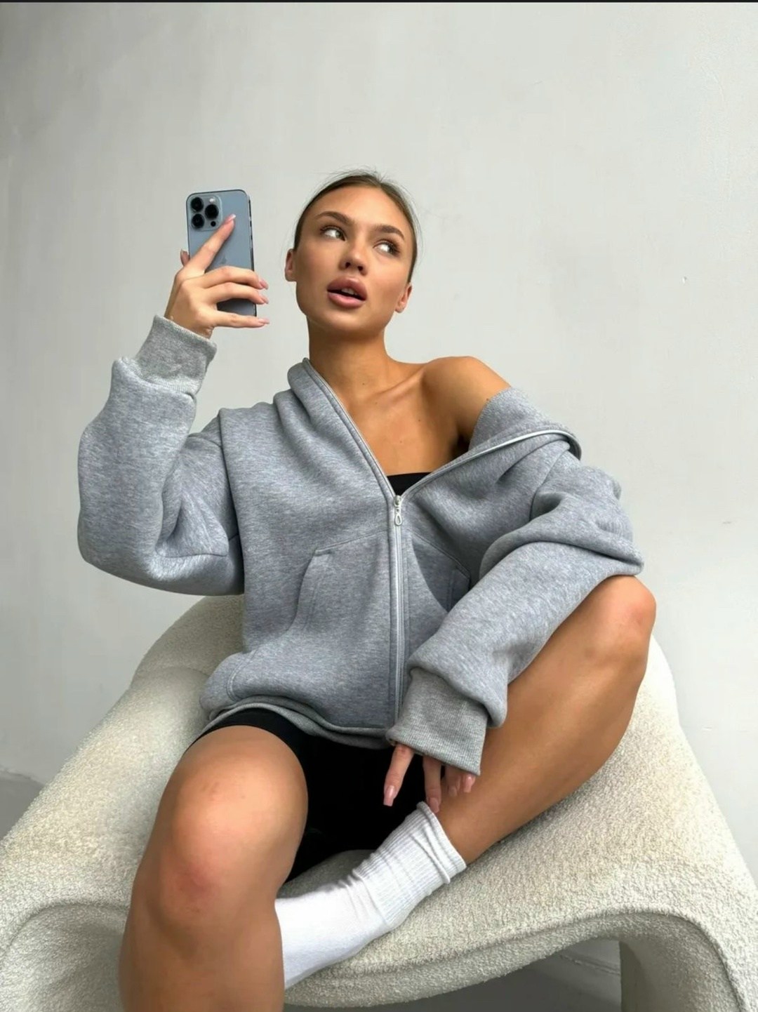 толстовка на молнии из футера с начесом,толстовка из футера с начесом,женская толстовка на молнии,толстовка теплая с начесом,толстовка теплая