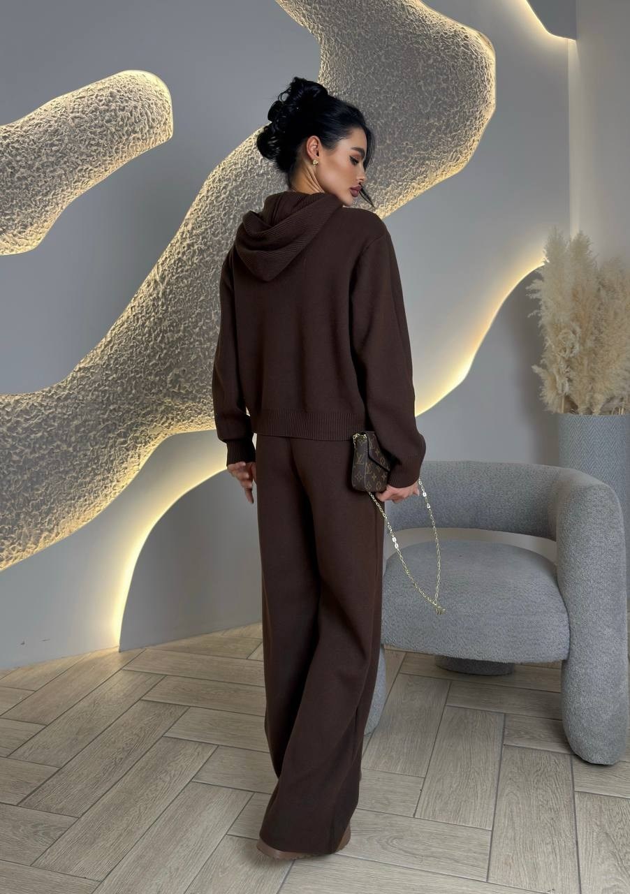 костюмы брючные,костюм с брюками,трикотажные костюмы,вязаные костюмы,женские костюмы