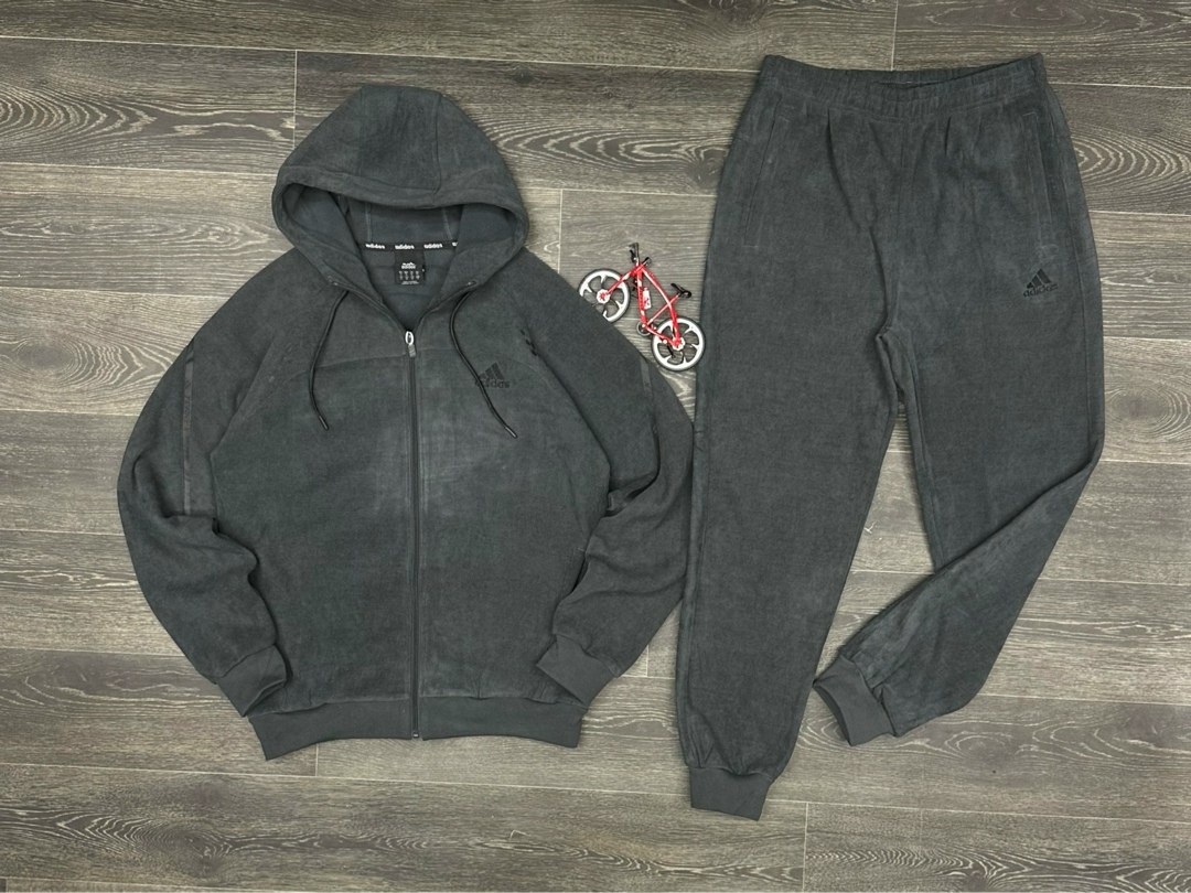 костюм на флисе,флисовые костюмы,костюм на флисе мужской,спортивные костюмы на флисе,спортивные костюм