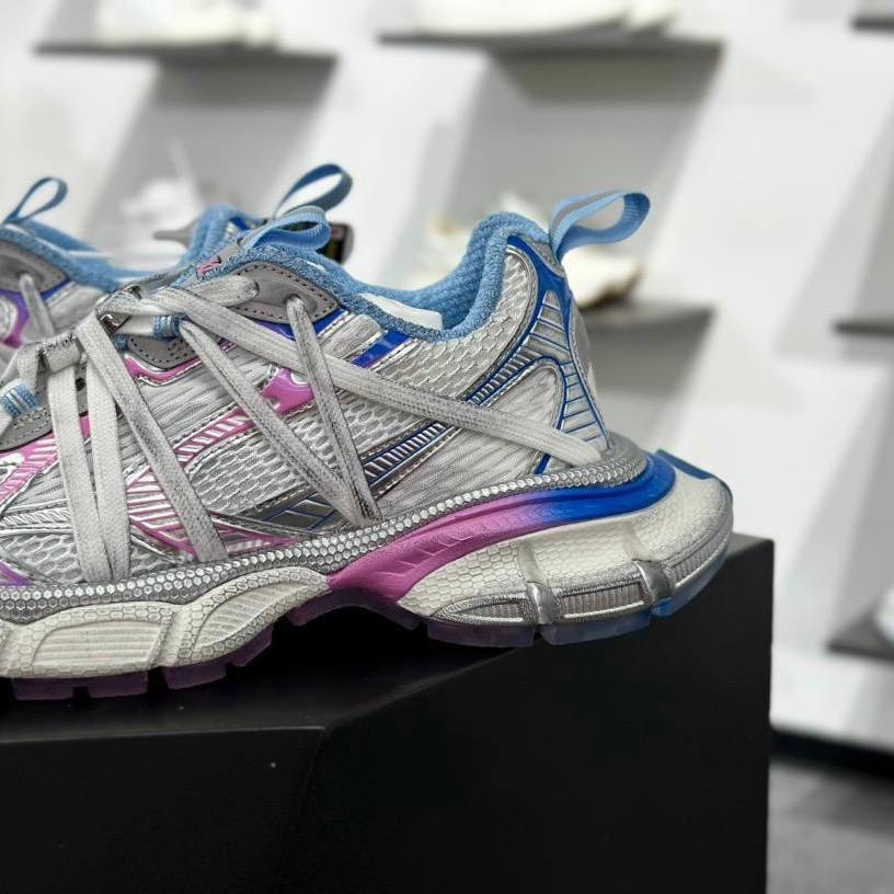 женские кроссовки balenciaga,кроссовки balenciaga,balenciaga 3 xl кроссовки,,кроссовки женские баленсиага