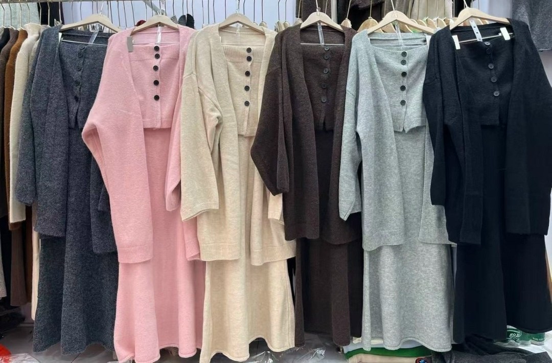 комплект кардиган,элегантные кардиганы,трикотажные костюмы,кофта кардиган,бежевый кардиган