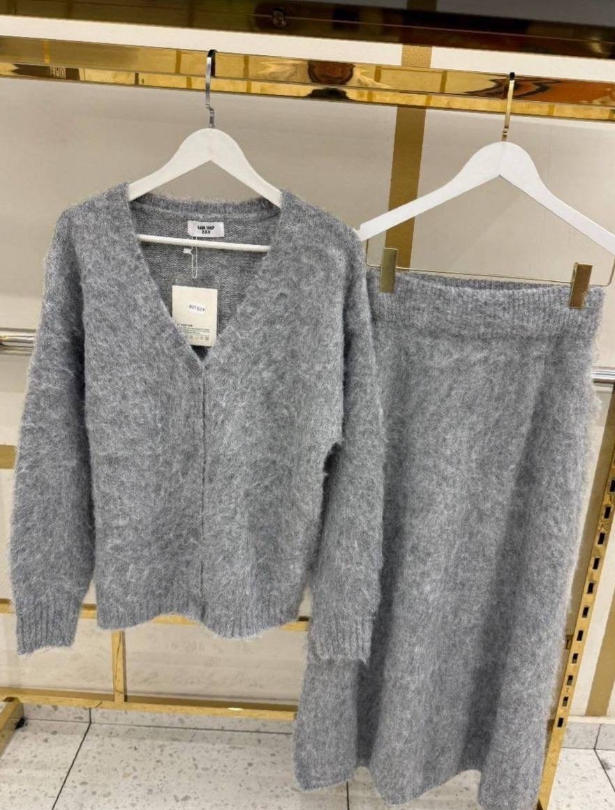 вязаные платья,вязаные кардиганы,вязаный костюм с юбкой,кашемировый кардиган,вязаные костюмы