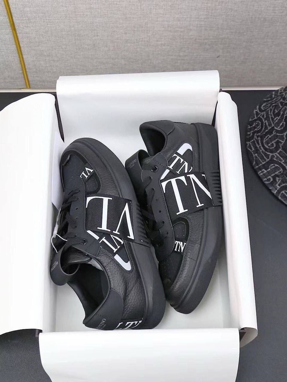 кроссовки valentino мужские,valentino кроссовки,valentino vl7n,,кроссовки валентино мужские оригинал