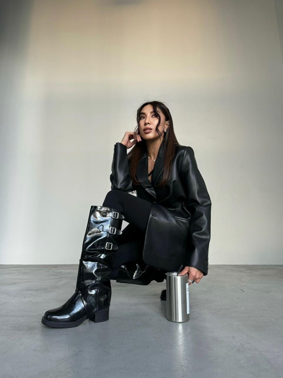 ,лакированные сапоги,сапоги,модные сапоги,лаковые сапоги