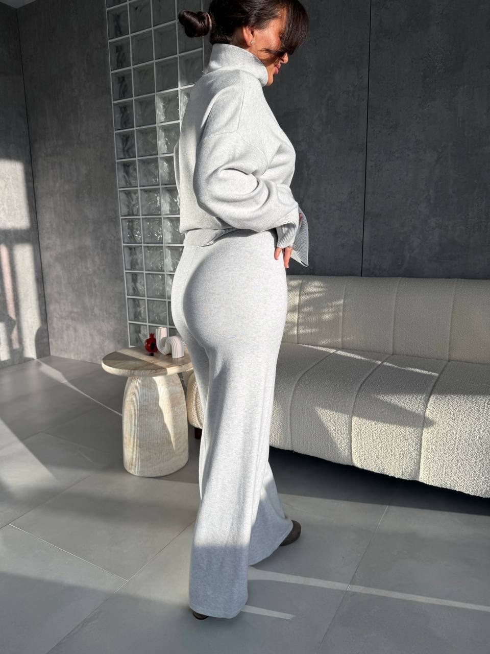 трикотажные костюмы,костюм с брюками,вязаные костюмы,брюки вязаные,трикотажный вязаный костюм