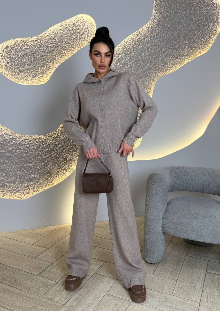 костюмы брючные,костюм с брюками,трикотажные костюмы,вязаные костюмы,женские костюмы