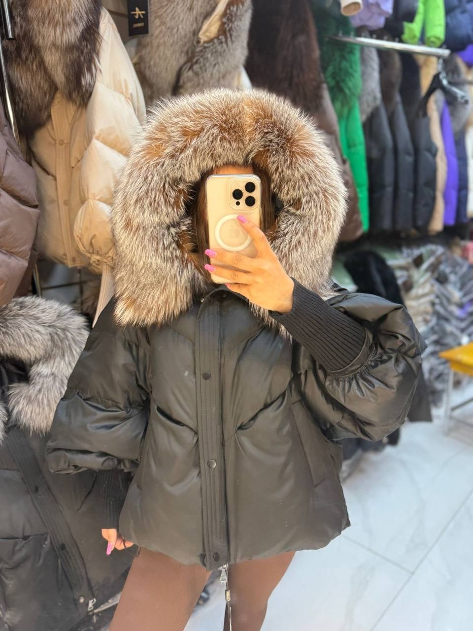 пуховики с натуральным мехом,пуховик с мехом,зимние куртки,зимняя куртка с мехом,женский пуховик