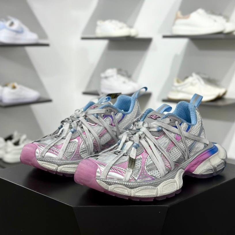 женские кроссовки balenciaga,кроссовки balenciaga,balenciaga 3 xl кроссовки,,кроссовки женские баленсиага