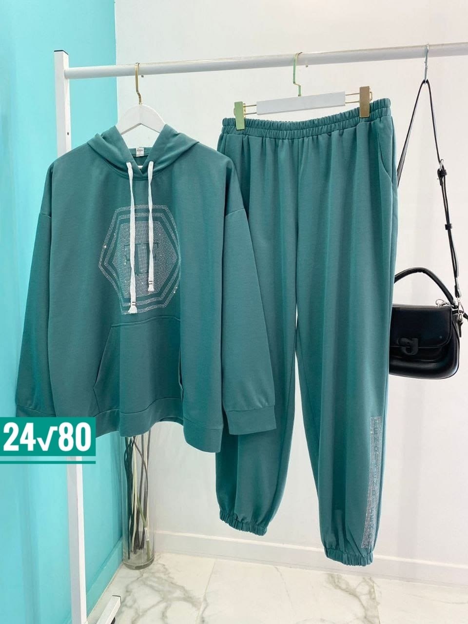 спортивные костюмы женские больших размеров,костюмы спортивные женские,женские костюмы,женские костюмы больших размеров,костюмы двойки