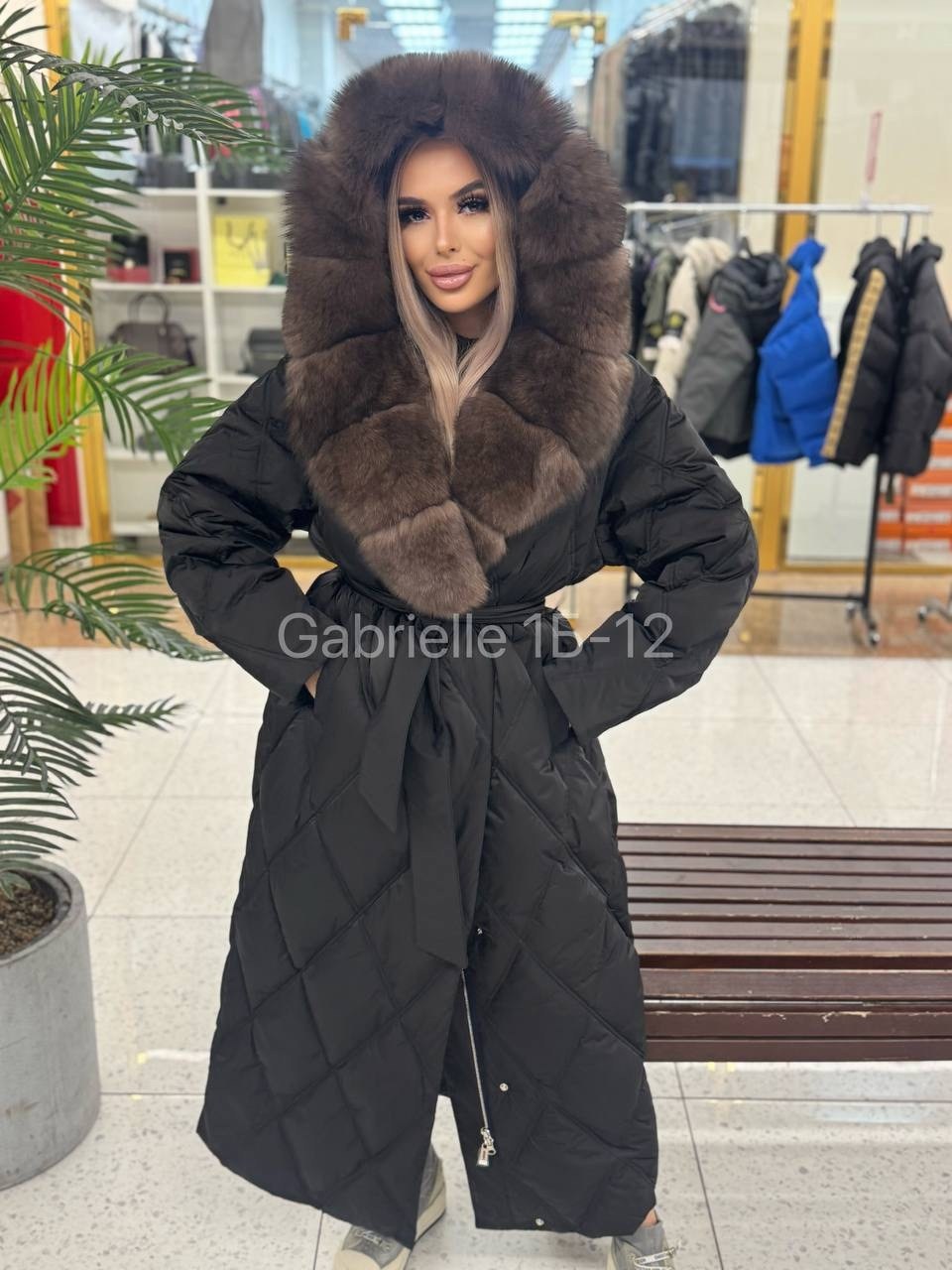 пуховики с мехом,пуховики с натуральным мехом,пуховики женские,пуховик с соболем,пуховик